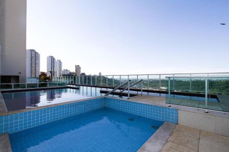 Apartamento à venda com 92m², 3 quartos e 3 vagasÁrea comum - Piscina