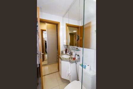 Apartamento à venda com 92m², 3 quartos e 3 vagasBanheiro do Quarto 3