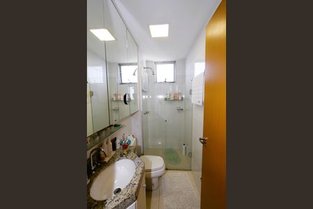 Apartamento à venda com 92m², 3 quartos e 3 vagasBanheiro do Quarto 3