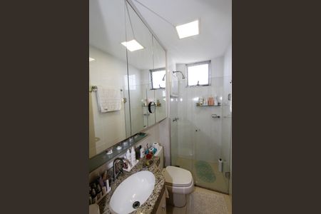 Apartamento à venda com 92m², 3 quartos e 3 vagasBanheiro do Quarto 3