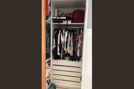 Apartamento à venda com 220m², 3 quartos e 1 vaga