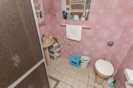 Casa à venda com 320m², 2 quartos e 2 vagasBanheiro casa 2