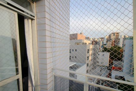 Apartamento à venda com 190m², 4 quartos e 2 vagasVaranda do Quarto 2