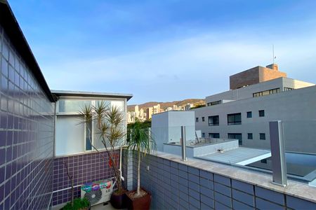 Apartamento à venda com 190m², 4 quartos e 2 vagasCobertura