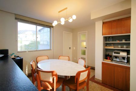 Apartamento à venda com 190m², 4 quartos e 2 vagasSala de Jantar