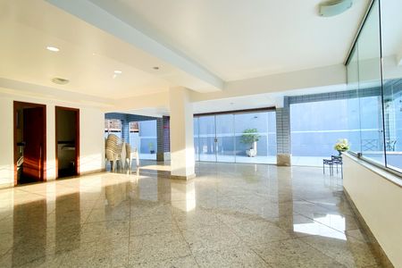 Apartamento à venda com 190m², 4 quartos e 2 vagasÁrea comum - Salão de festas