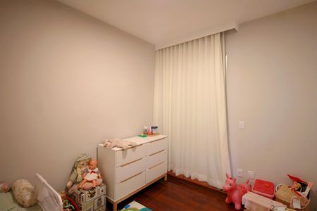 Apartamento à venda com 190m², 4 quartos e 2 vagasQuarto 3