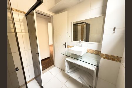 Apartamento à venda com 64m², 2 quartos e sem vaga Apartamento à venda com 64m², 2 quartos e sem vagaBanheiro