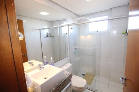 Apartamento para alugar com 101m², 3 quartos e 2 vagasBanheiro 