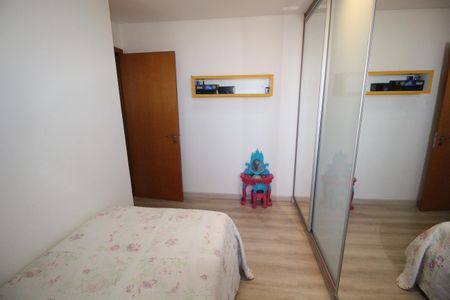 Apartamento para alugar com 101m², 3 quartos e 2 vagasQuarto 2