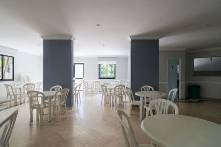 Apartamento para alugar com 58m², 2 quartos e 1 vagaÁrea comum - Salão de festas