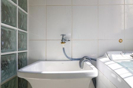 Apartamento para alugar com 58m², 2 quartos e 1 vagaÁrea de Serviço