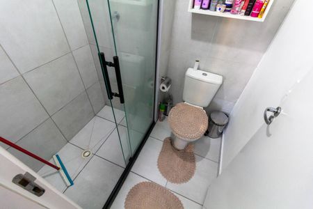 Apartamento à venda com 37m², 2 quartos e sem vaga Apartamento à venda com 37m², 2 quartos e sem vagaBanheiro
