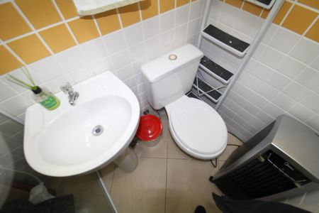 Casa à venda com 175m², 3 quartos e 3 vagasBanheiro de Serviço