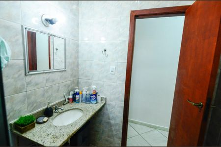 Apartamento à venda com 50m², 2 quartos e sem vaga Apartamento à venda com 50m², 2 quartos e sem vagaBanheiro