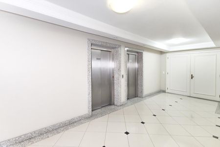 Apartamento à venda com 60m², 2 quartos e sem vaga Apartamento à venda com 60m², 2 quartos e sem vagaÁrea comum