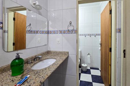 Casa à venda com 205m², 3 quartos e 3 vagas Casa à venda com 205m², 3 quartos e 3 vagasBanheiro - Suíte 1