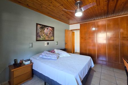 Casa à venda com 205m², 3 quartos e 3 vagas Casa à venda com 205m², 3 quartos e 3 vagasSuíte 2