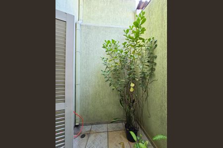 Casa à venda com 205m², 3 quartos e 3 vagas Casa à venda com 205m², 3 quartos e 3 vagasVaranda - Suíte 1