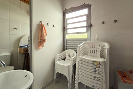 Casa à venda com 205m², 3 quartos e 3 vagas Casa à venda com 205m², 3 quartos e 3 vagasBanheiro - Sauna
