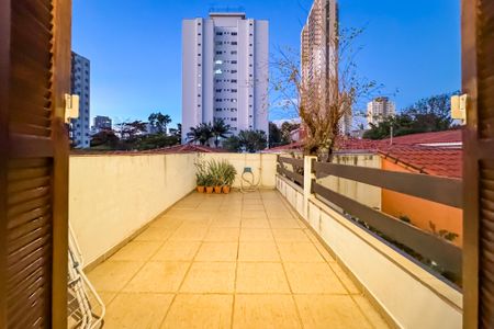 Casa à venda com 144m², 3 quartos e 2 vagas Casa à venda com 144m², 3 quartos e 2 vagasTerraço do Quarto 1