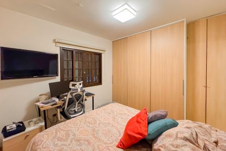 Casa à venda com 144m², 3 quartos e 2 vagas Casa à venda com 144m², 3 quartos e 2 vagasSuíte