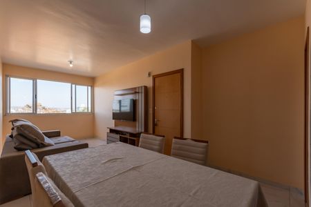 Apartamento à venda com 81m², 3 quartos e 2 vagas Apartamento à venda com 81m², 3 quartos e 2 vagasSala de Jantar