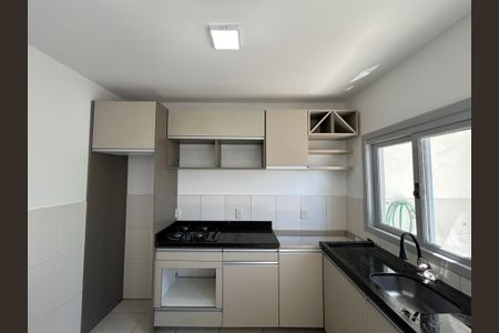 Casa de condomínio à venda com 144m², 3 quartos e 2 vagas Casa de condomínio à venda com 144m², 3 quartos e 2 vagasCozinha