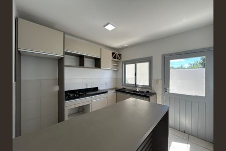 Casa de condomínio à venda com 144m², 3 quartos e 2 vagas Casa de condomínio à venda com 144m², 3 quartos e 2 vagasCozinha