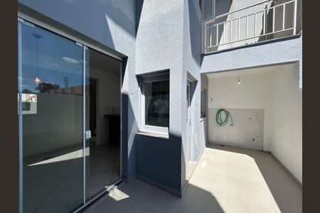 Casa de condomínio à venda com 144m², 3 quartos e 2 vagas Casa de condomínio à venda com 144m², 3 quartos e 2 vagasChurrasqueira