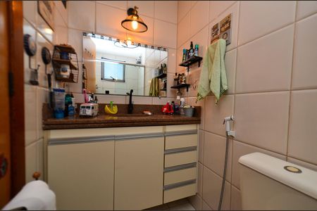 Apartamento à venda com 93m², 3 quartos e 1 vaga Apartamento à venda com 93m², 3 quartos e 1 vagaBanheiro Suite