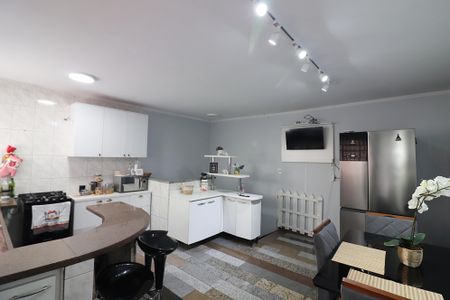 Casa à venda com 90m², 2 quartos e 2 vagasCozinha