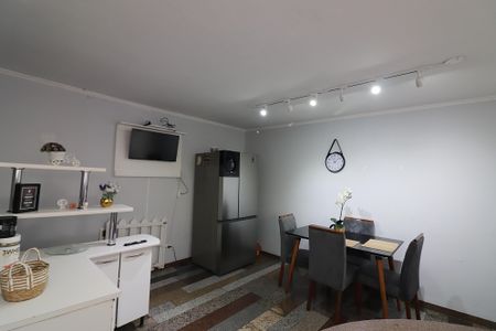 Casa à venda com 90m², 2 quartos e 2 vagasCozinha