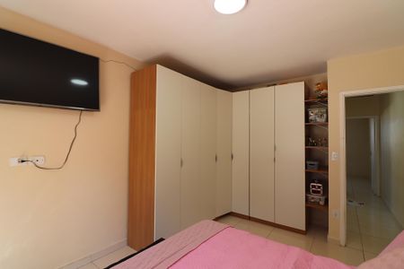 Casa à venda com 90m², 2 quartos e 2 vagasQuarto 1