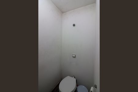 Casa à venda com 90m², 2 quartos e 2 vagasBanheiro de serviço