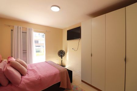 Casa à venda com 90m², 2 quartos e 2 vagasQuarto 1