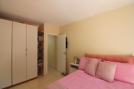 Casa à venda com 90m², 2 quartos e 2 vagasQuarto 1