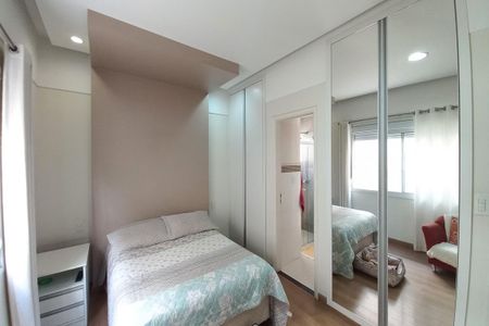 Casa à venda com 270m², 3 quartos e 3 vagas Casa à venda com 270m², 3 quartos e 3 vagasSuíte