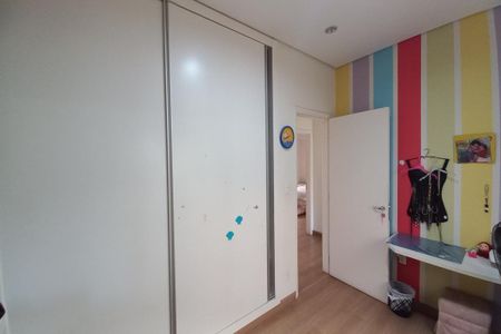 Casa à venda com 270m², 3 quartos e 3 vagas Casa à venda com 270m², 3 quartos e 3 vagasQuarto 1