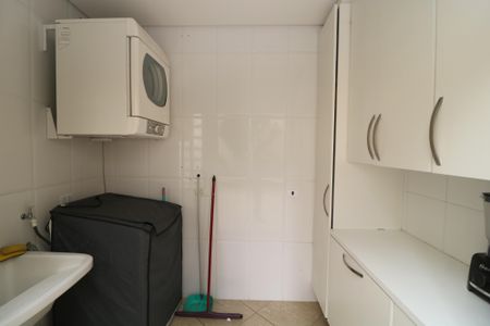 Casa à venda com 300m², 4 quartos e 3 vagasÁrea de Serviço