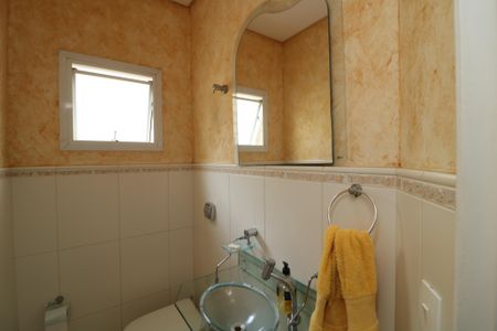 Casa à venda com 300m², 4 quartos e 3 vagasLavabo Sala