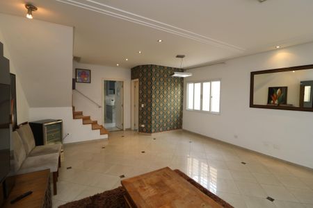 Casa à venda com 300m², 4 quartos e 3 vagasSala