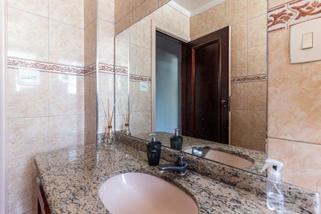 Apartamento à venda com 86m², 2 quartos e sem vagaBanheiro