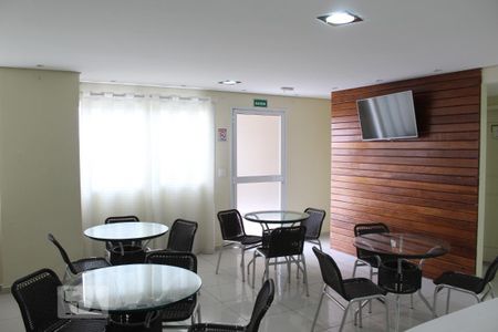 Apartamento à venda com 76m², 2 quartos e 2 vagas Apartamento à venda com 76m², 2 quartos e 2 vagasÁrea comum - Salão de festas