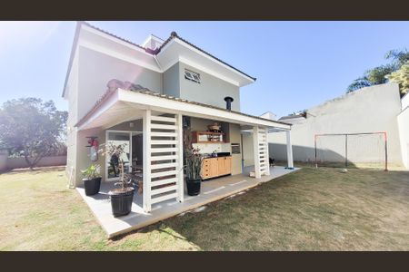 Casa de condomínio à venda com 230m², 4 quartos e 4 vagas Casa de condomínio à venda com 230m², 4 quartos e 4 vagasÁrea gourmet