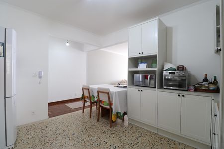 Apartamento à venda com 100m², 2 quartos e 1 vagaCozinha