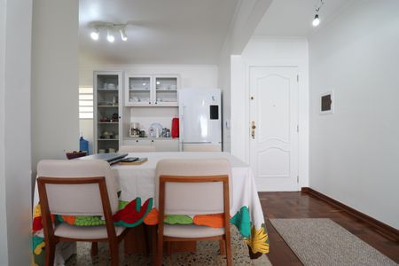 Apartamento à venda com 100m², 2 quartos e 1 vagaDetalhe da cozinha