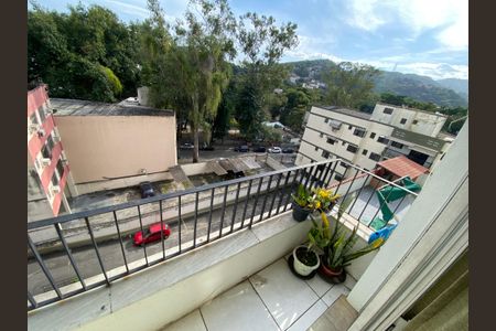 Apartamento à venda com 57m², 2 quartos e 1 vaga Apartamento à venda com 57m², 2 quartos e 1 vagaVaranda - Sala