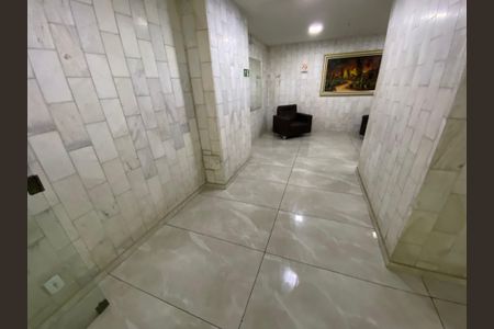 Apartamento à venda com 57m², 2 quartos e 1 vaga Apartamento à venda com 57m², 2 quartos e 1 vagaHall Social