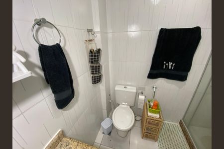 Apartamento à venda com 57m², 2 quartos e 1 vaga Apartamento à venda com 57m², 2 quartos e 1 vagaBanheiro